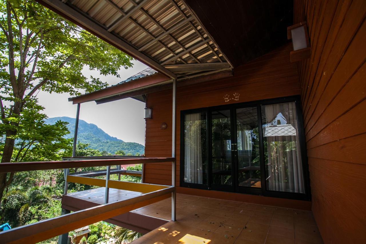 Phitharom Pp Resort Phi Phi Islands Exterior photo