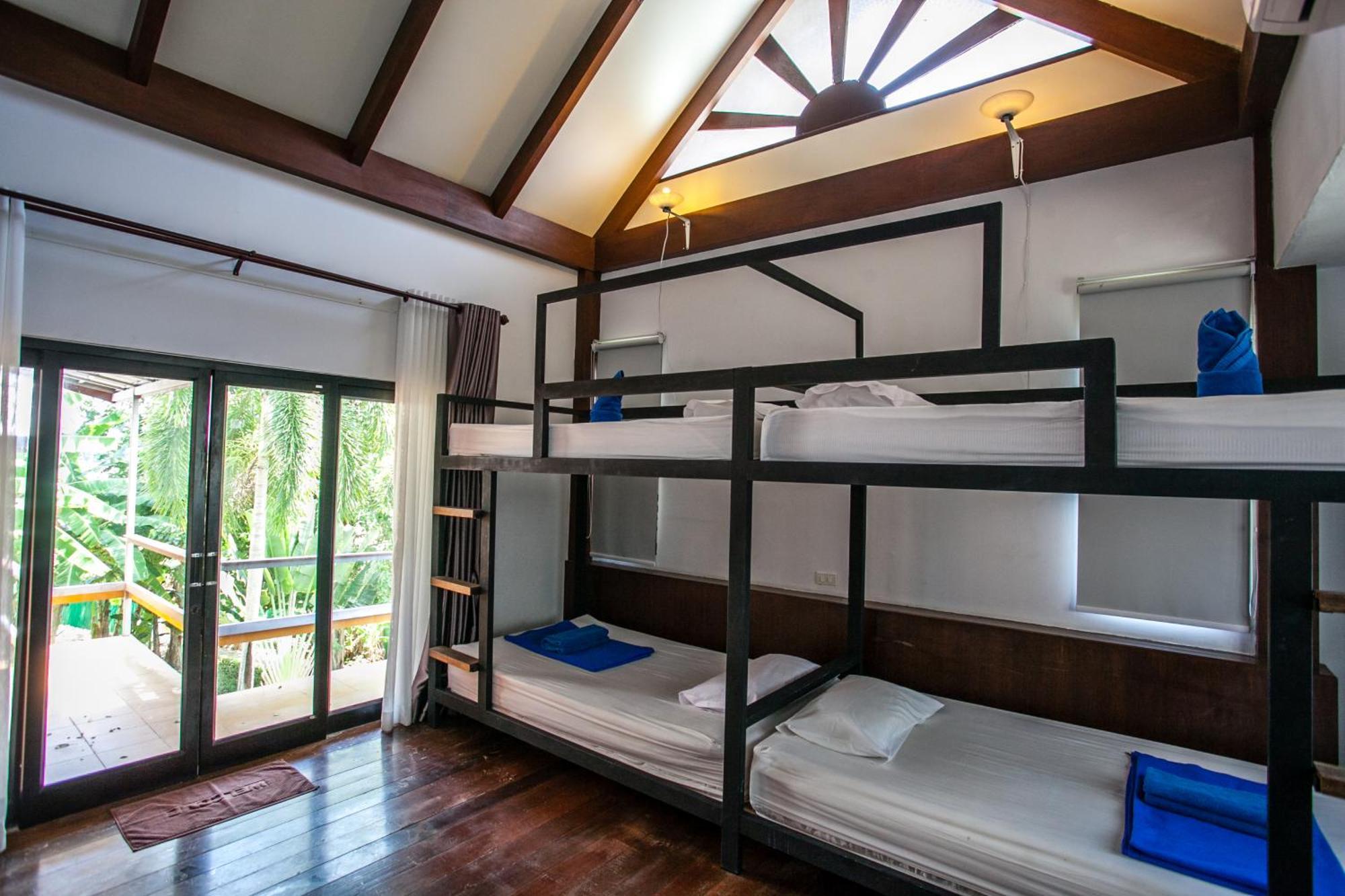 Phitharom Pp Resort Phi Phi Islands Exterior photo