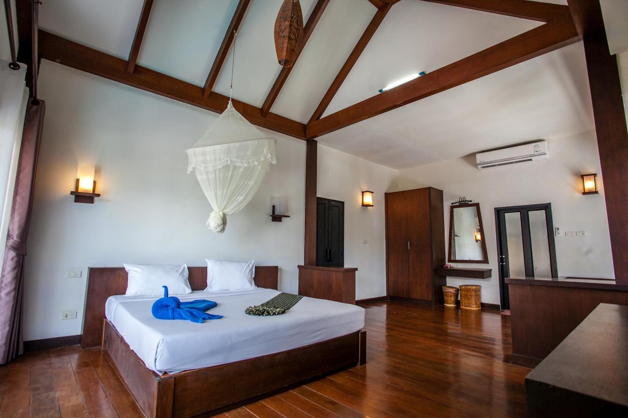 Phitharom Pp Resort Phi Phi Islands Exterior photo