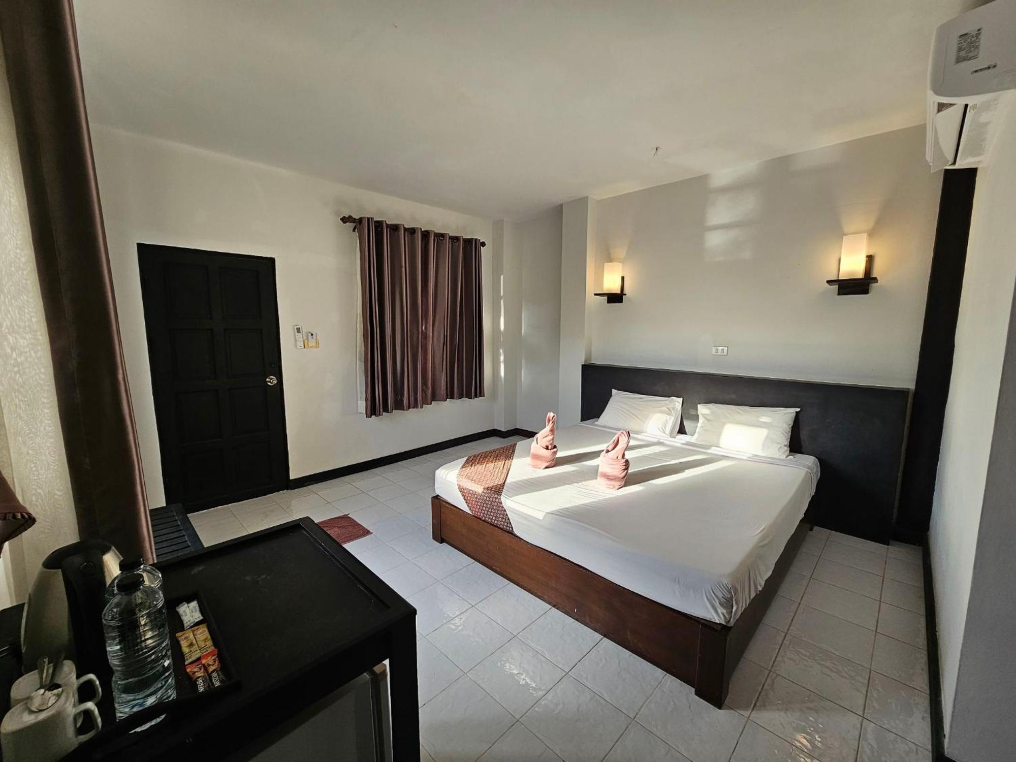 Phitharom Pp Resort Phi Phi Islands Exterior photo