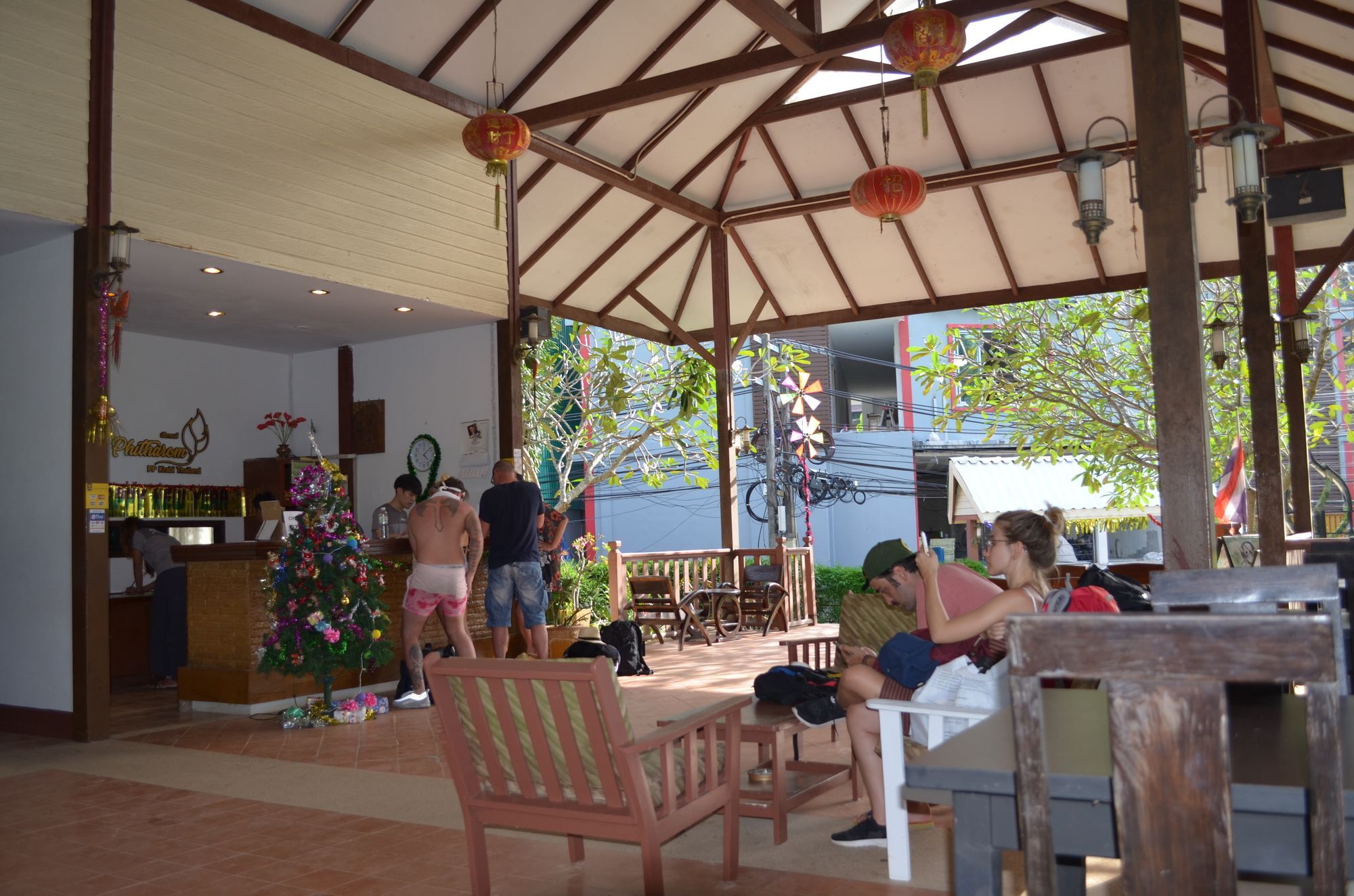 Phitharom Pp Resort Phi Phi Islands Exterior photo